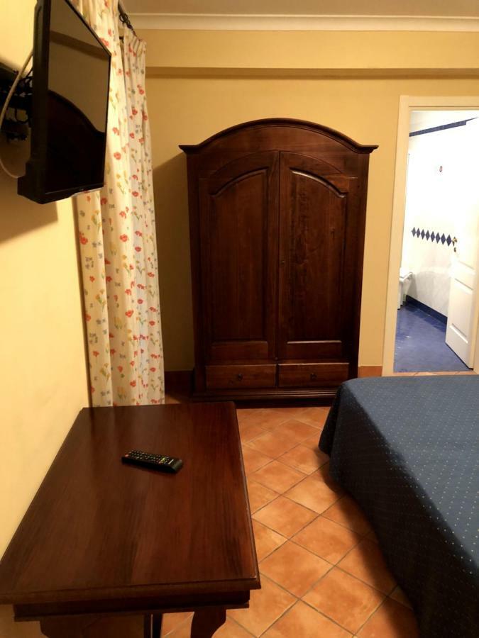 Apollo B&B Syracuse Eksteriør billede