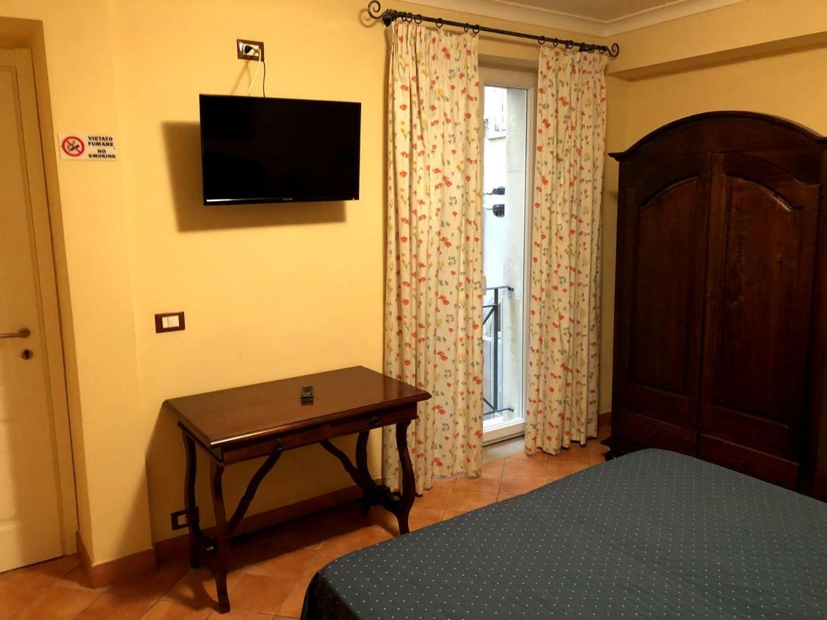 Apollo B&B Syracuse Eksteriør billede